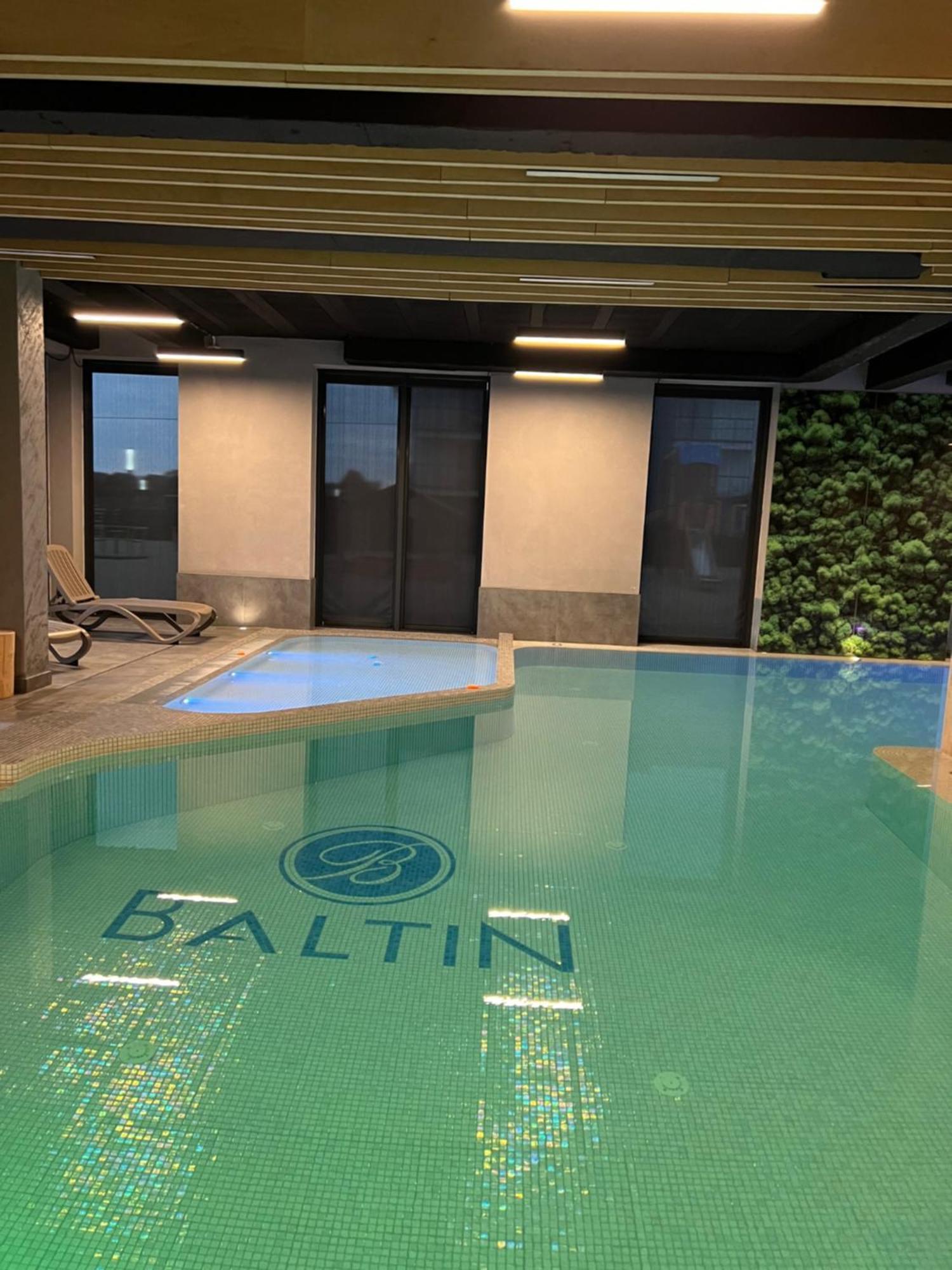 Apartments Deluxe Baltin Z Basenem Wewnetrznym Sarbinowo Zewnętrze zdjęcie